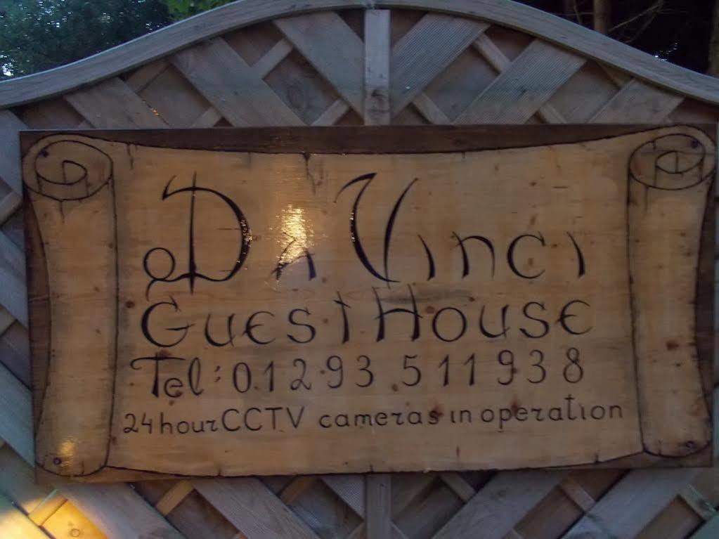 Da Vinci Guest House & Guest Parking, A Real Gem Crawley  Exterior foto
